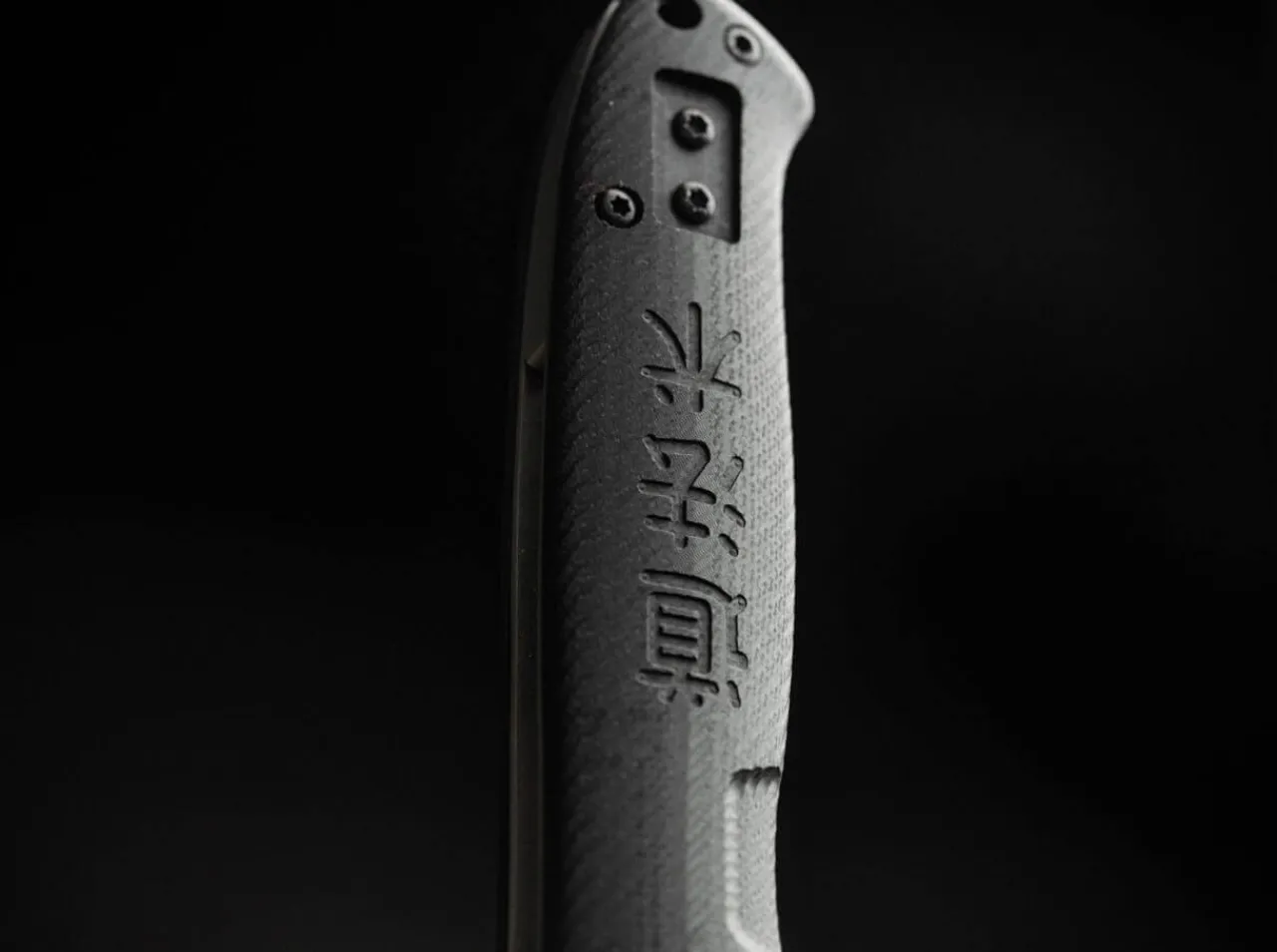 Small But Serious|Magnum Online